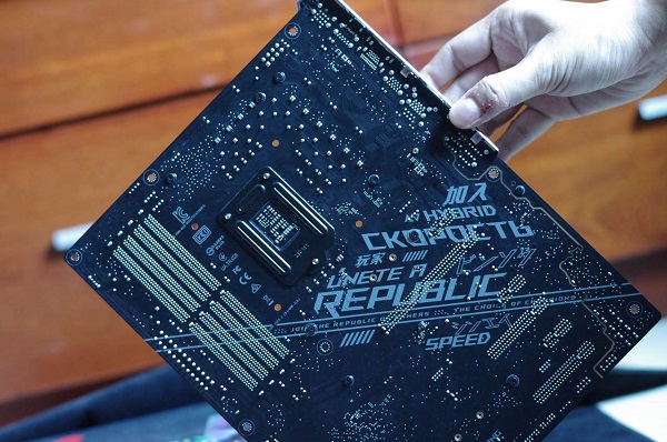 Đánh giá Mainboard ROG STRIX Z390 E-Gaming